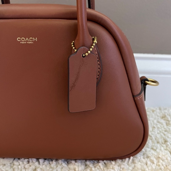 Coach Borough Bowling Bag in 1941 Saddle - Picture 10 of 16